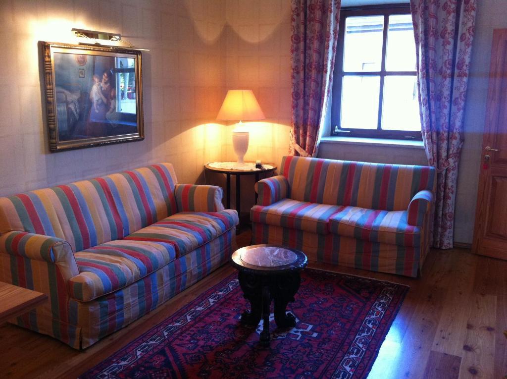 Apartments Schloss Paschbach Appiano Sulla Strada Del Vino Room photo