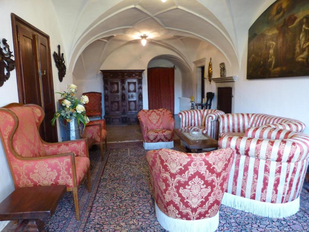 Apartments Schloss Paschbach Appiano Sulla Strada Del Vino Exterior photo