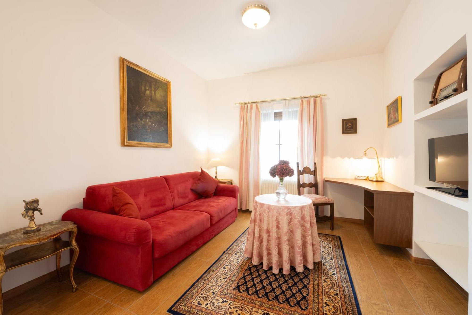 Apartments Schloss Paschbach Appiano Sulla Strada Del Vino Exterior photo