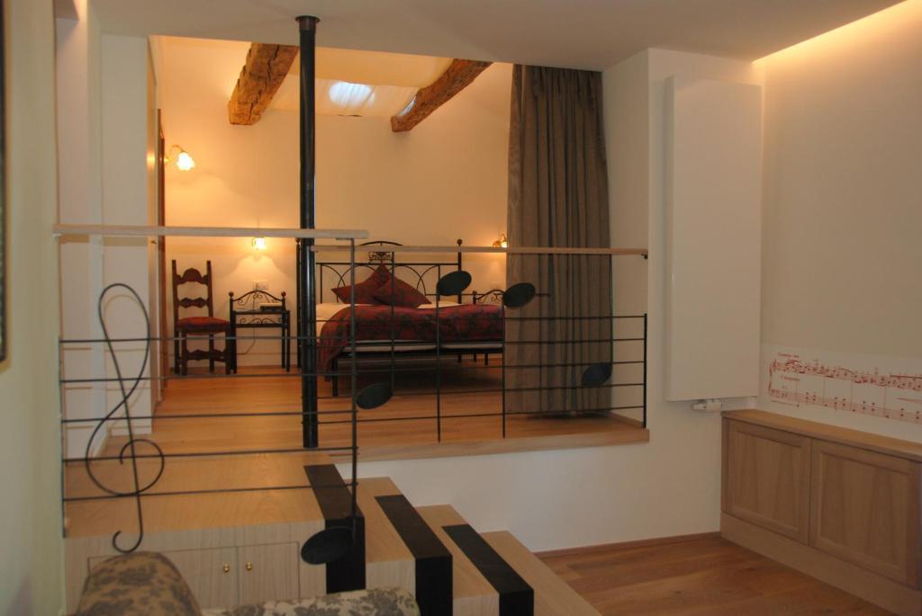 Apartments Schloss Paschbach Appiano Sulla Strada Del Vino Room photo